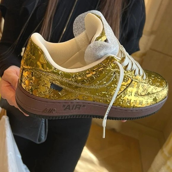 Nike shoes - Picture 4 of 7